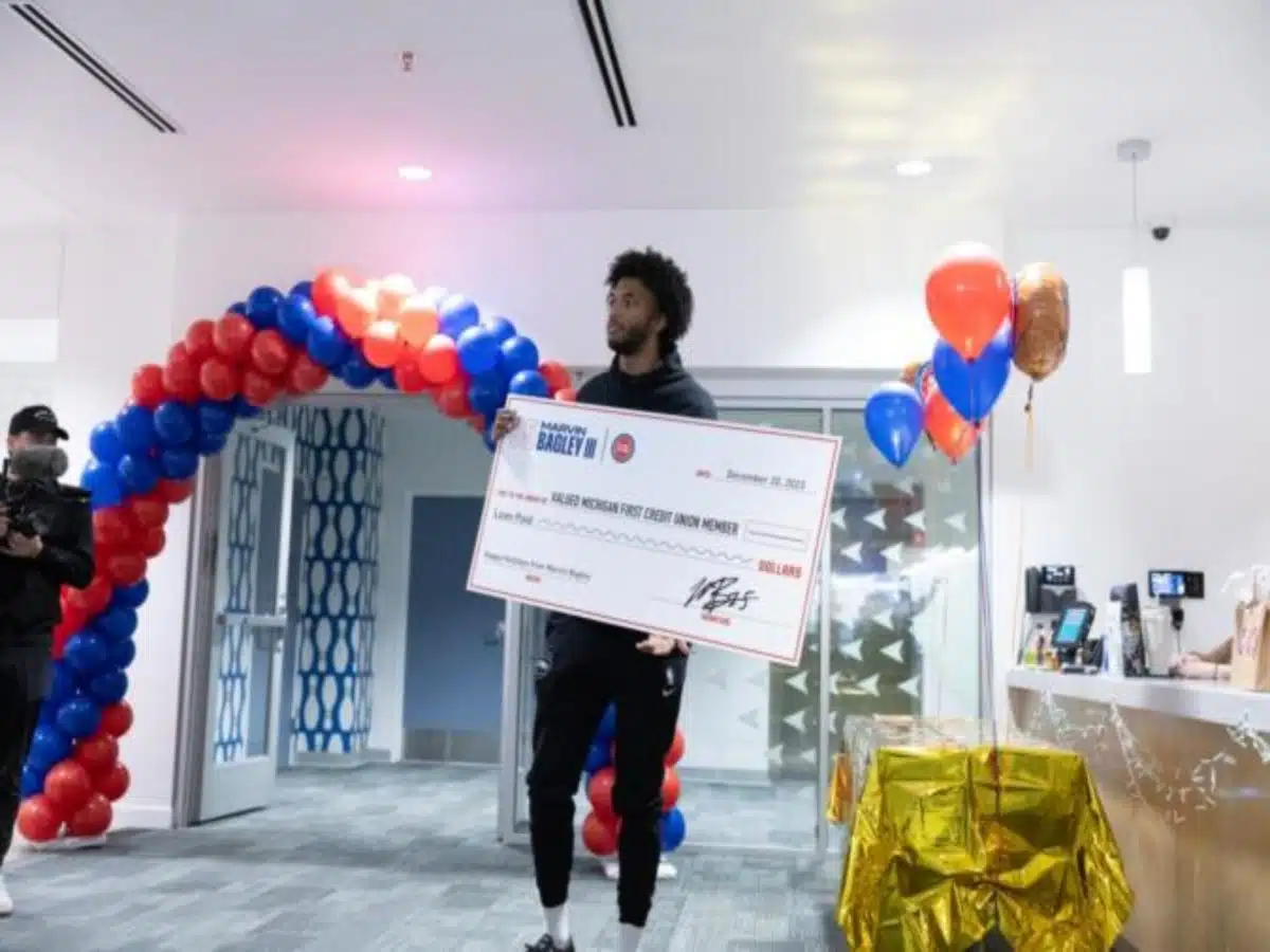 Detroit Pistons players surprise 18 families by paying off their loans totaling more than $80,000