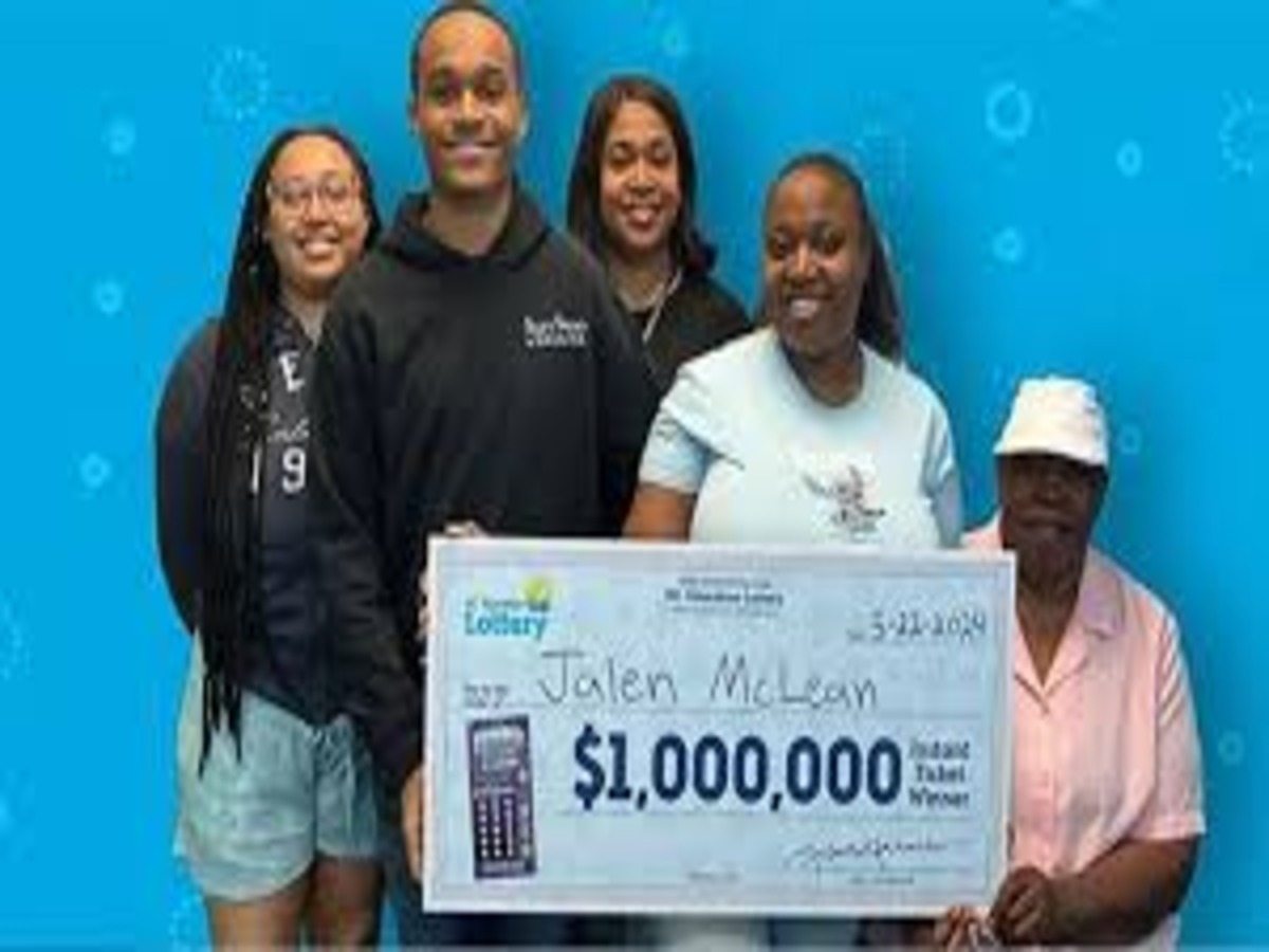 18-year-old high schooler wins $1M from $10 scratch card he asked his sister to purchase for him
