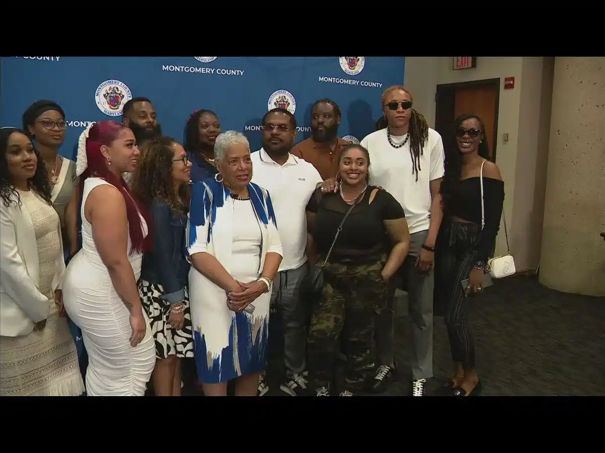 88-year-old foster mom who raised over 30 children for three decades honored