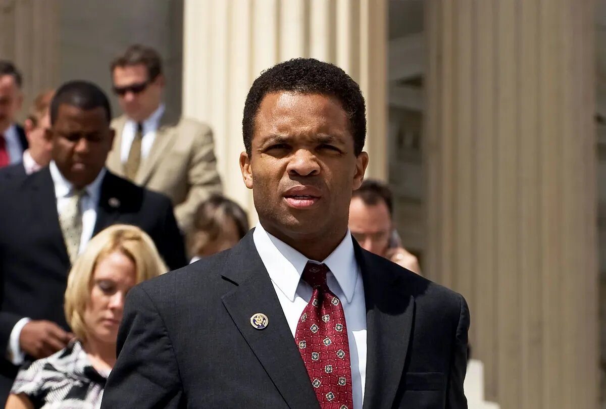 Nine Chicago-area mayors petition Biden to pardon former Rep. Jesse Jackson Jr.