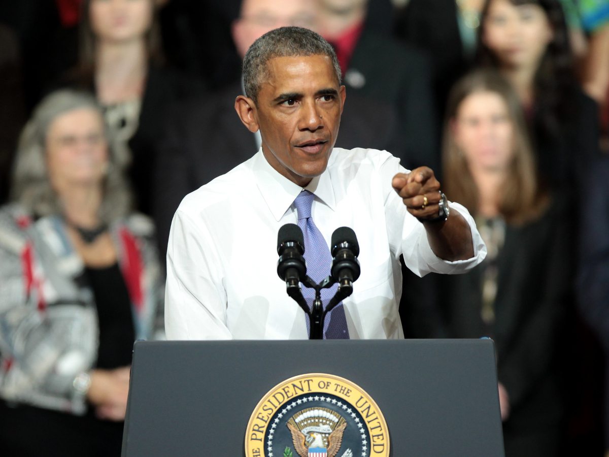 Trump ‘bullying’ is ‘not what real strength is’ – Obama tells men in 1st campaign rally for Harris