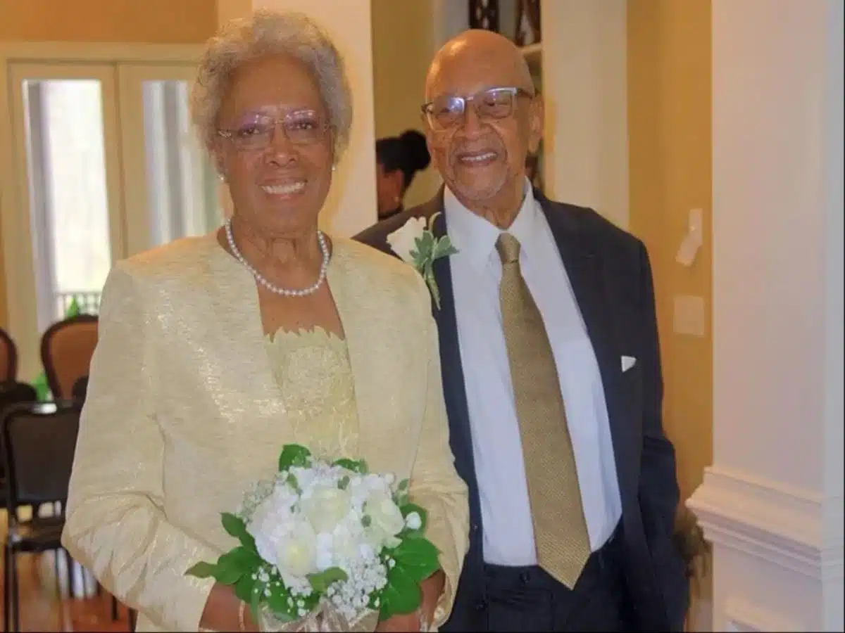 South Carolina couple in their 80s find love and marriage at senior center